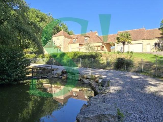 Propriété 9 pièces 290 m²