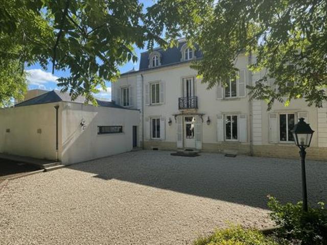 Propriété 9 pièces 290 m²