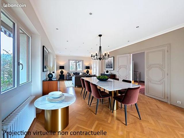 Propriété 9 pièces 291 m²