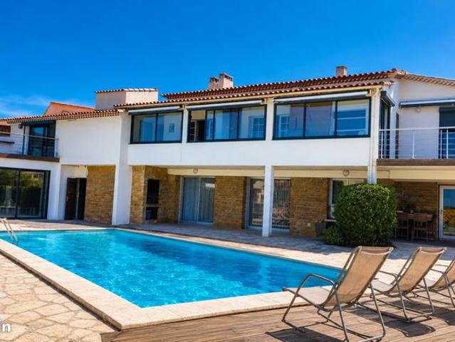 Propriété 9 pièces 304 m²