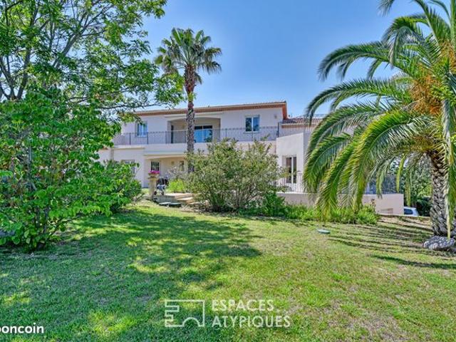 Propriété 9 pièces 305 m²