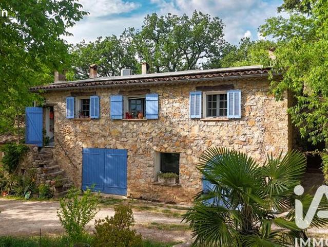 Propriété 9 pièces 300 m²