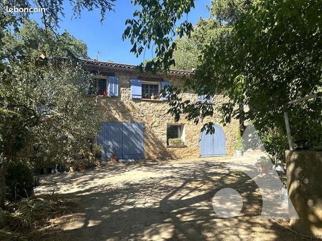 Propriété 9 pièces 300 m²