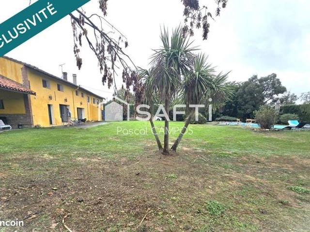 Propriété 9 pièces 301 m²