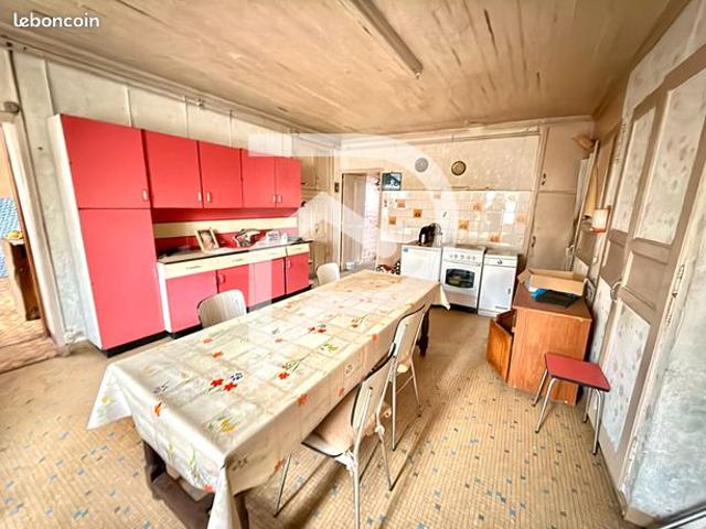 Propriété 9 pièces 301 m²