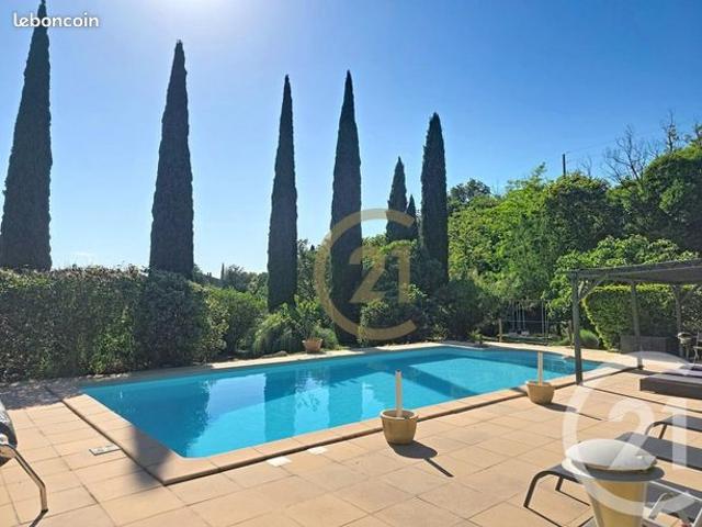 Propriété 9 pièces 315 m²