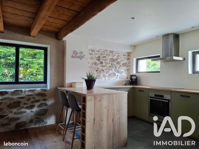 Propriété 9 pièces 317 m²