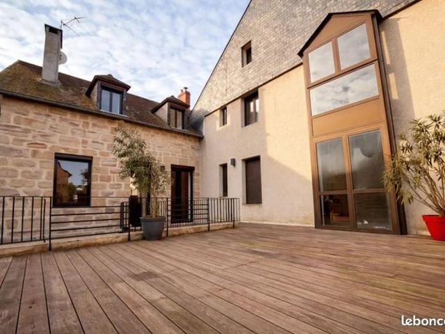 Propriété 9 pièces 310 m²