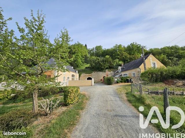 Propriété 9 pièces 326 m²