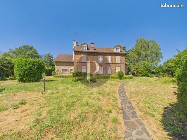 Propriété 9 pièces 320 m²