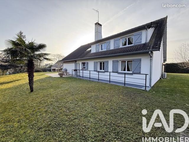 Propriété 9 pièces 323 m²