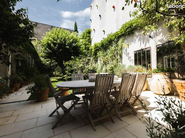 Propriété 9 pièces 335 m²