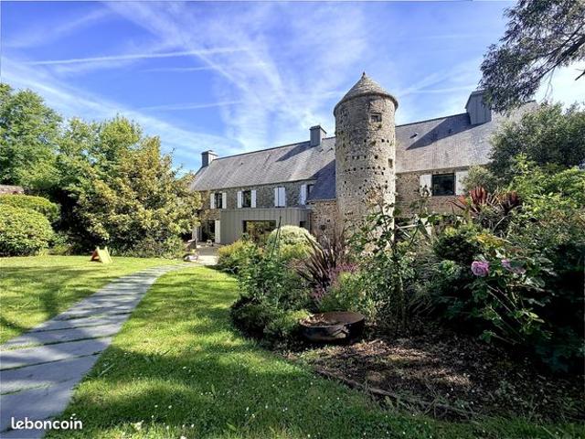 Propriété 9 pièces 338 m²