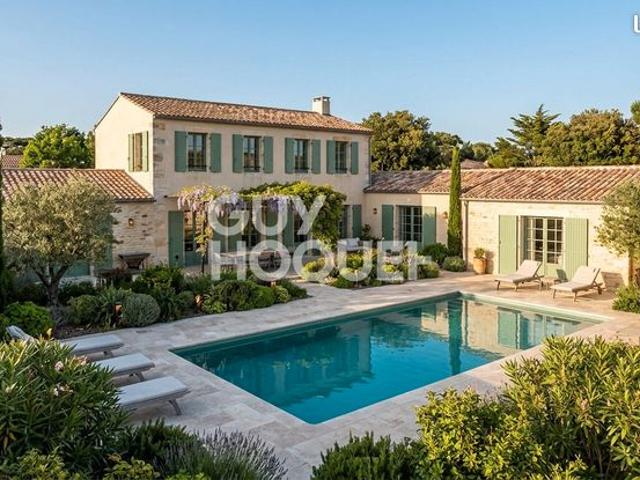 Propriété 9 pièces 330 m²