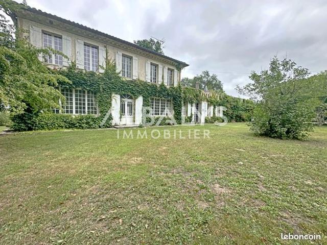 Propriété 9 pièces 466 m²