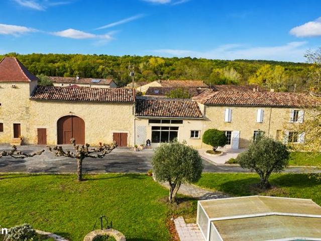 Propriété 9 pièces 330 m²
