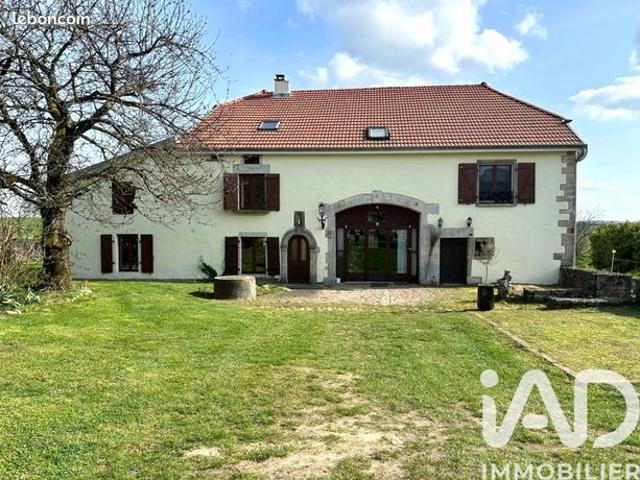 Propriété 9 pièces 330 m²