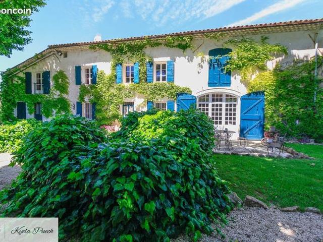 Propriété 9 pièces 330 m²