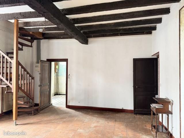 Propriété 9 pièces 332 m²