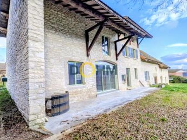 Propriété 9 pièces 345 m²