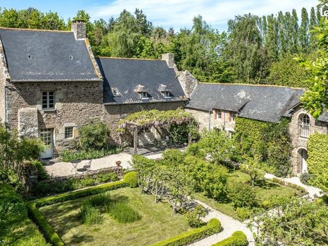 Propriété 9 pièces 345 m²