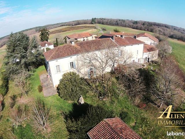 Propriété 9 pièces 340 m²
