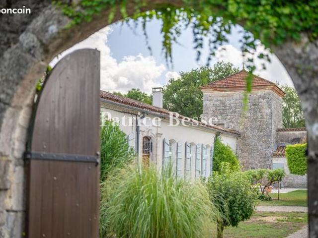 Propriété 9 pièces 350 m²