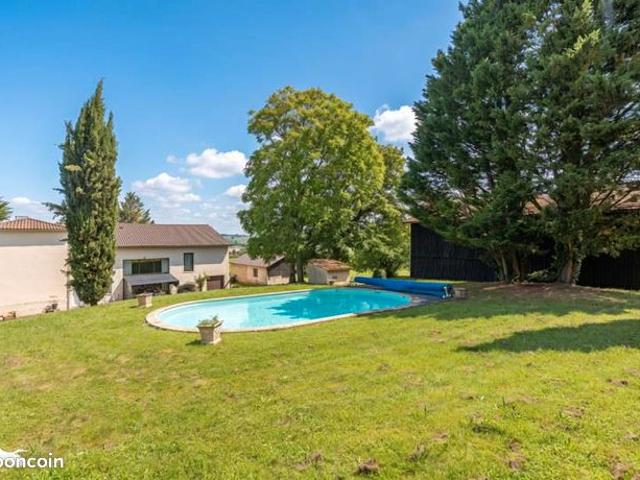 Propriété 9 pièces 350 m²