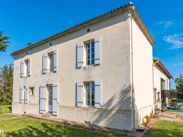 Propriété 9 pièces 350 m²