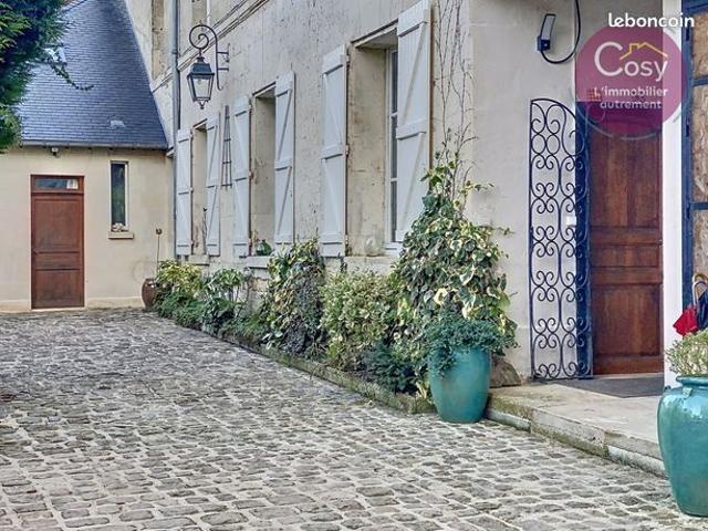 Propriété 9 pièces 353 m²