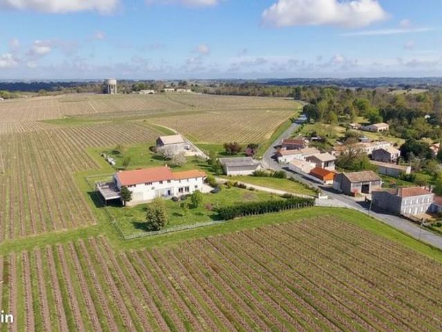 Propriété 9 pièces 364 m²