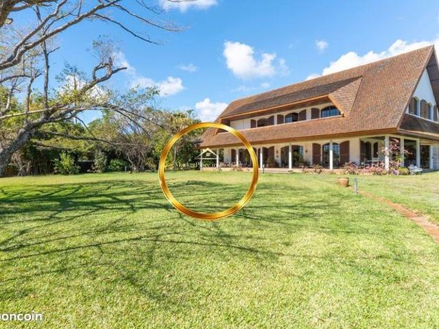 Propriété 9 pièces 360 m²