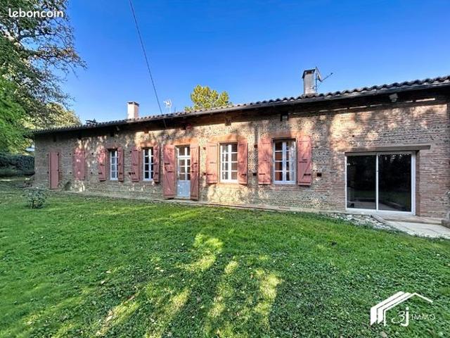 Propriété 9 pièces 363 m²