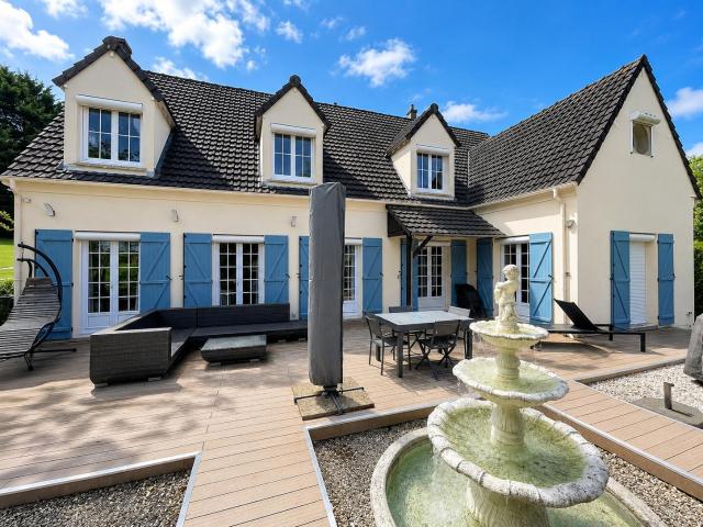 Propriété 9 pièces