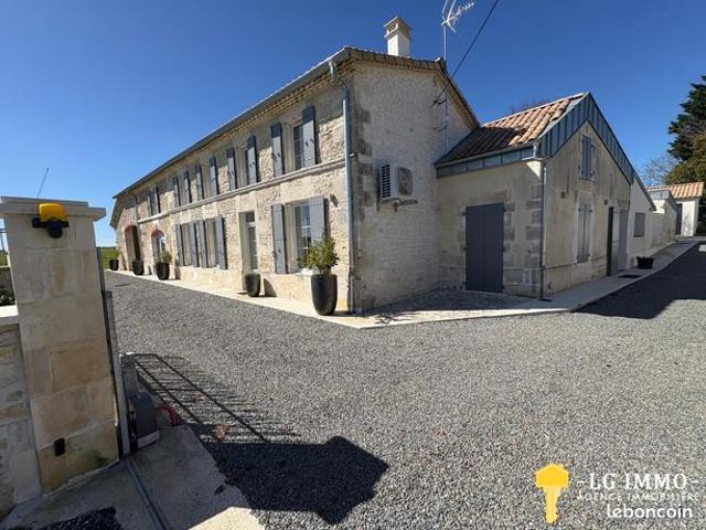 Propriété 9 pièces 384 m²