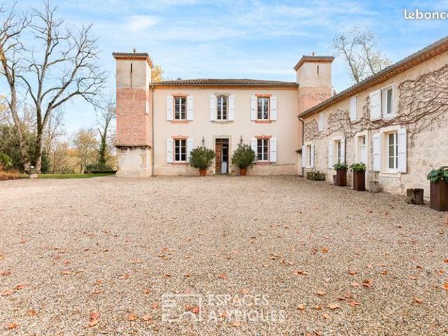 Propriété 9 pièces 382 m²
