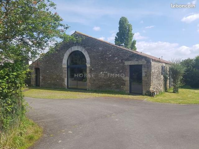Propriété 9 pièces 443 m²