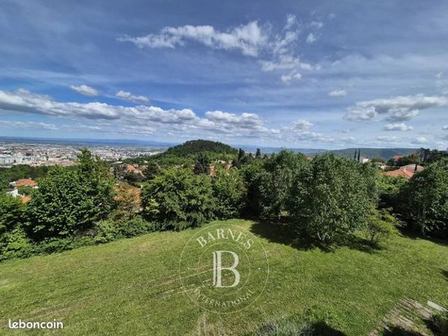 Propriété 9 pièces 457 m²