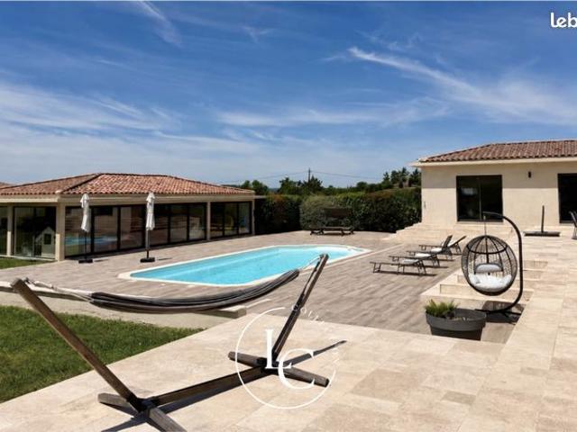 Propriété 9 pièces 460 m²