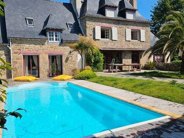 Propriété 9 pièces 460 m²