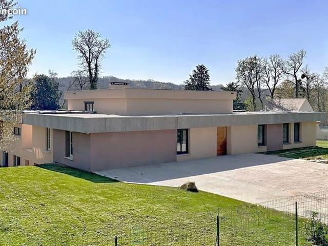 Propriété 9 pièces 500 m²