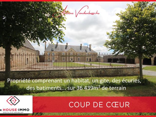 Propriété comprenant un habitat, un gite, des écuries, des bâtiments, une chapelle sur 36439m² de terrain