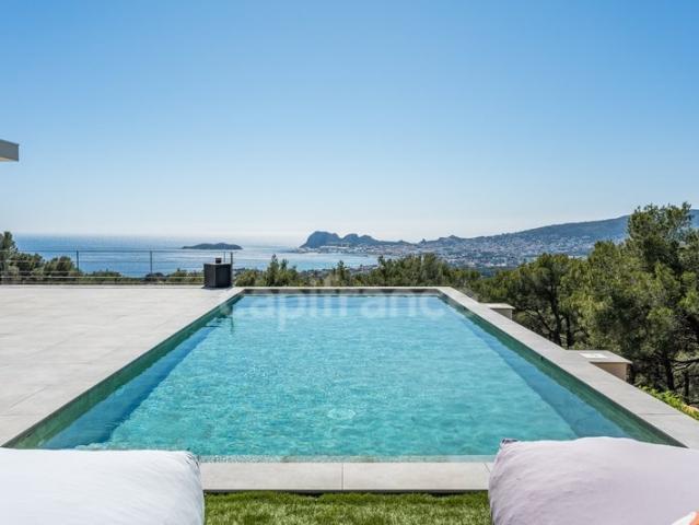 Propriété contemporaine d'exception avec vue mer panoramique. 335m² Ceyreste