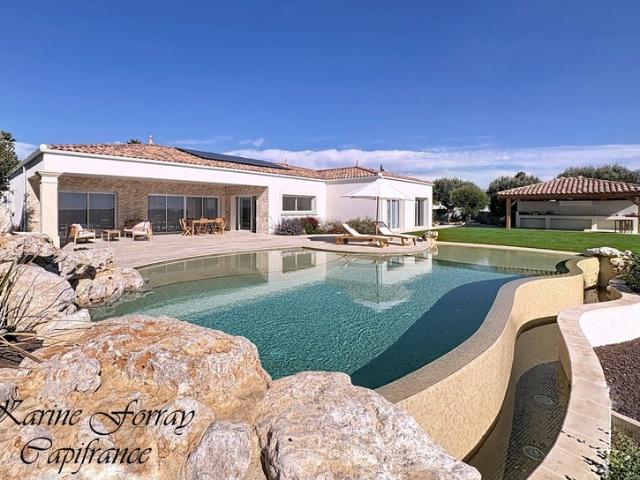 Propriété contemporaine d'exception de 173m2 à vendre 6 pièces MAGALAS 34