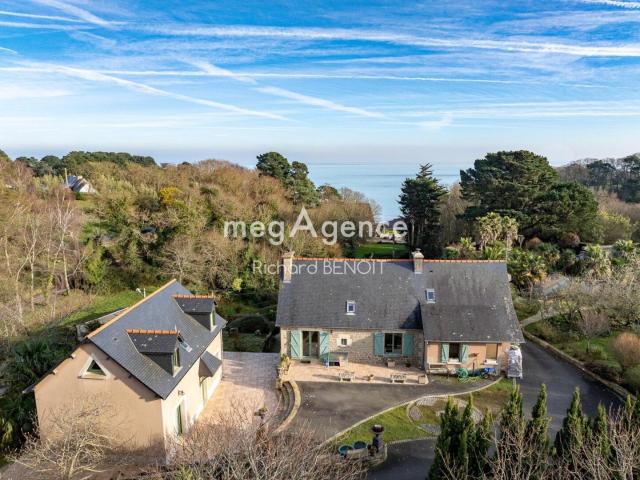 PROPRIÉTÉ / CANCALE / VUE MER