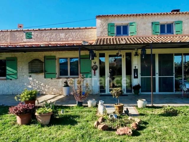 Propriete à vendre 2 habitations, quartier PONT DE CRAU, ARLES 13