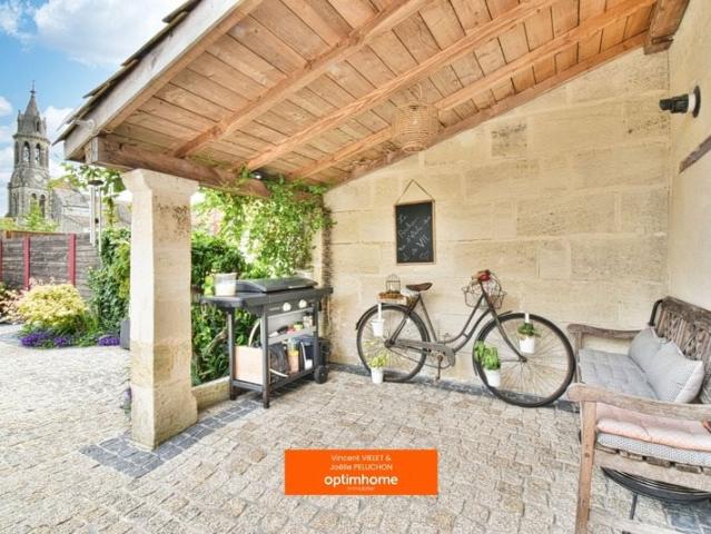 Propriete à vendre 6 pièces Proche de Saint Andre De Cubzac. 163m² Saint André de Cubzac