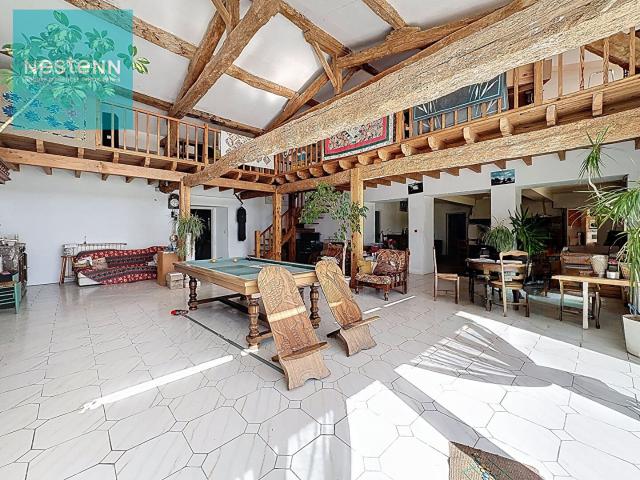 Propriété à vendre à 330 m2, avec dépendance, vue Pyrénées. 331m² Villefranche De Lauragais