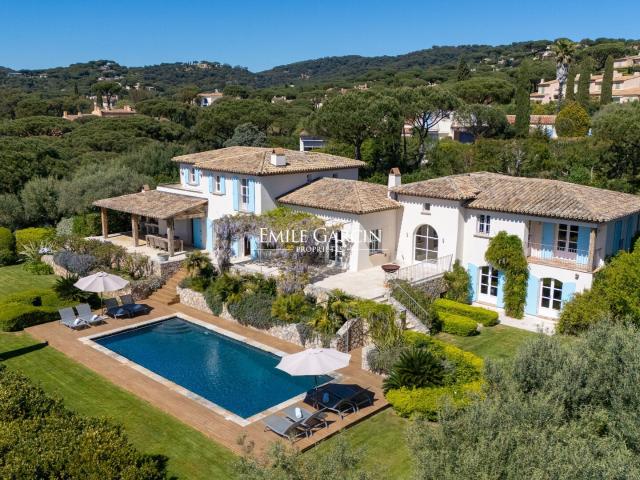 Propriété à vendre à Gigaro à pied de la plage 350m² La Croix Valmer