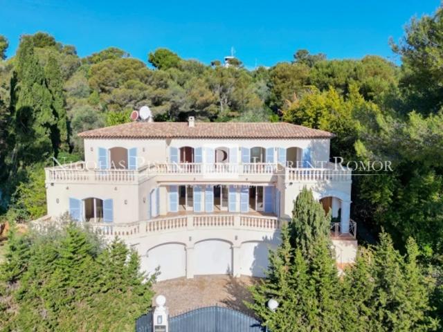 PROPRIETE A VENDRE A SAINT JEAN CAP FERRAT VUE MER GRAND TERRAIN DE 3979 M² 6 CHAMBRES PISCINE